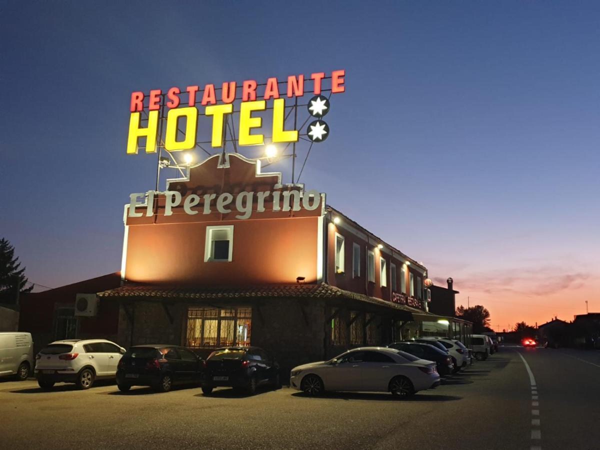 Hotel El Peregrino Estépar Exteriör bild